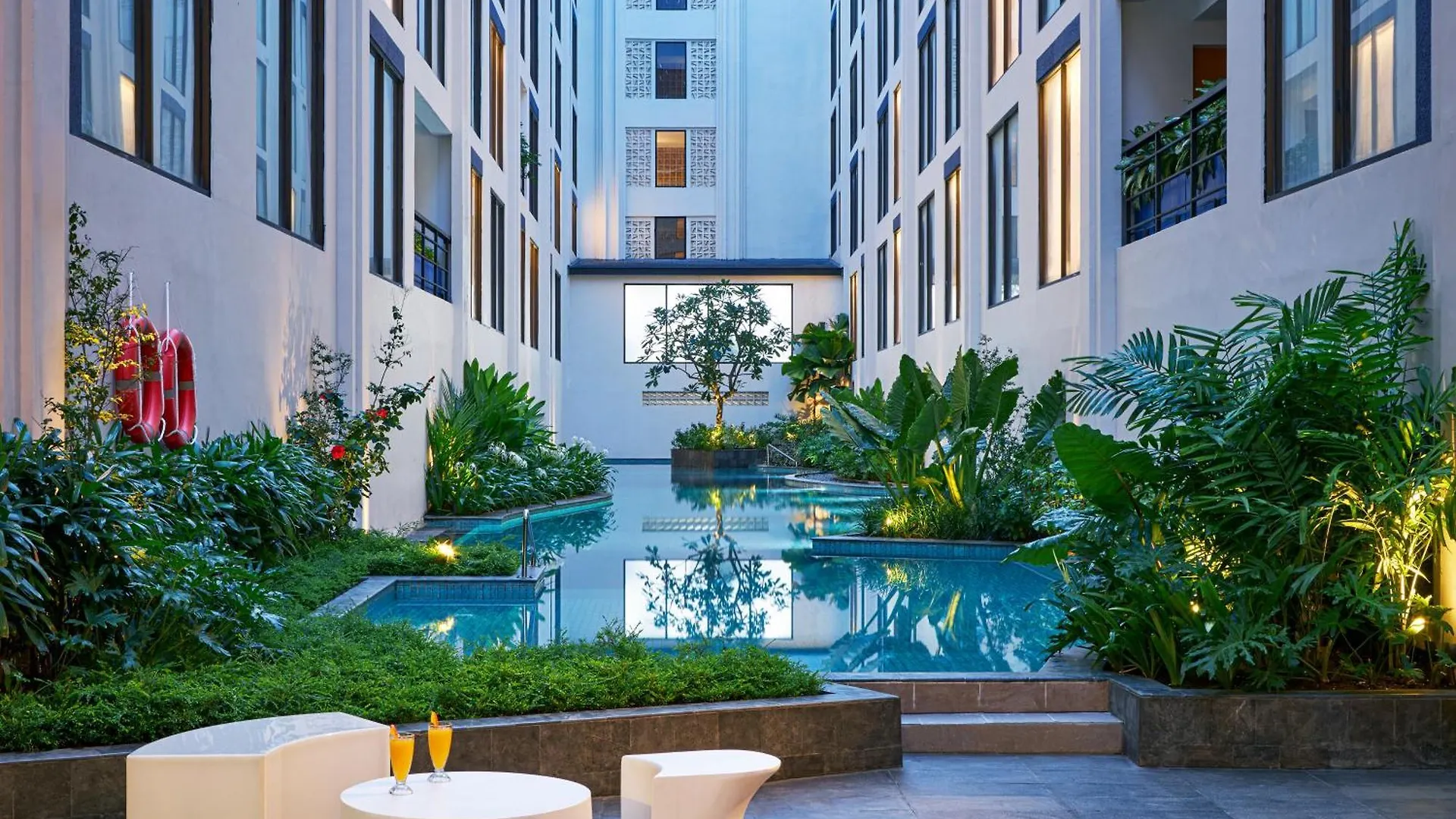 Voco Bali Seminyak By Ihg location